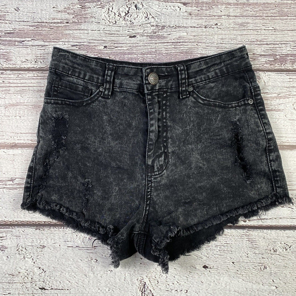Iris Jeans Cut Off Shorts Modern Vintage Black Stone Washed Size Medium‎ - Picture 1 of 10